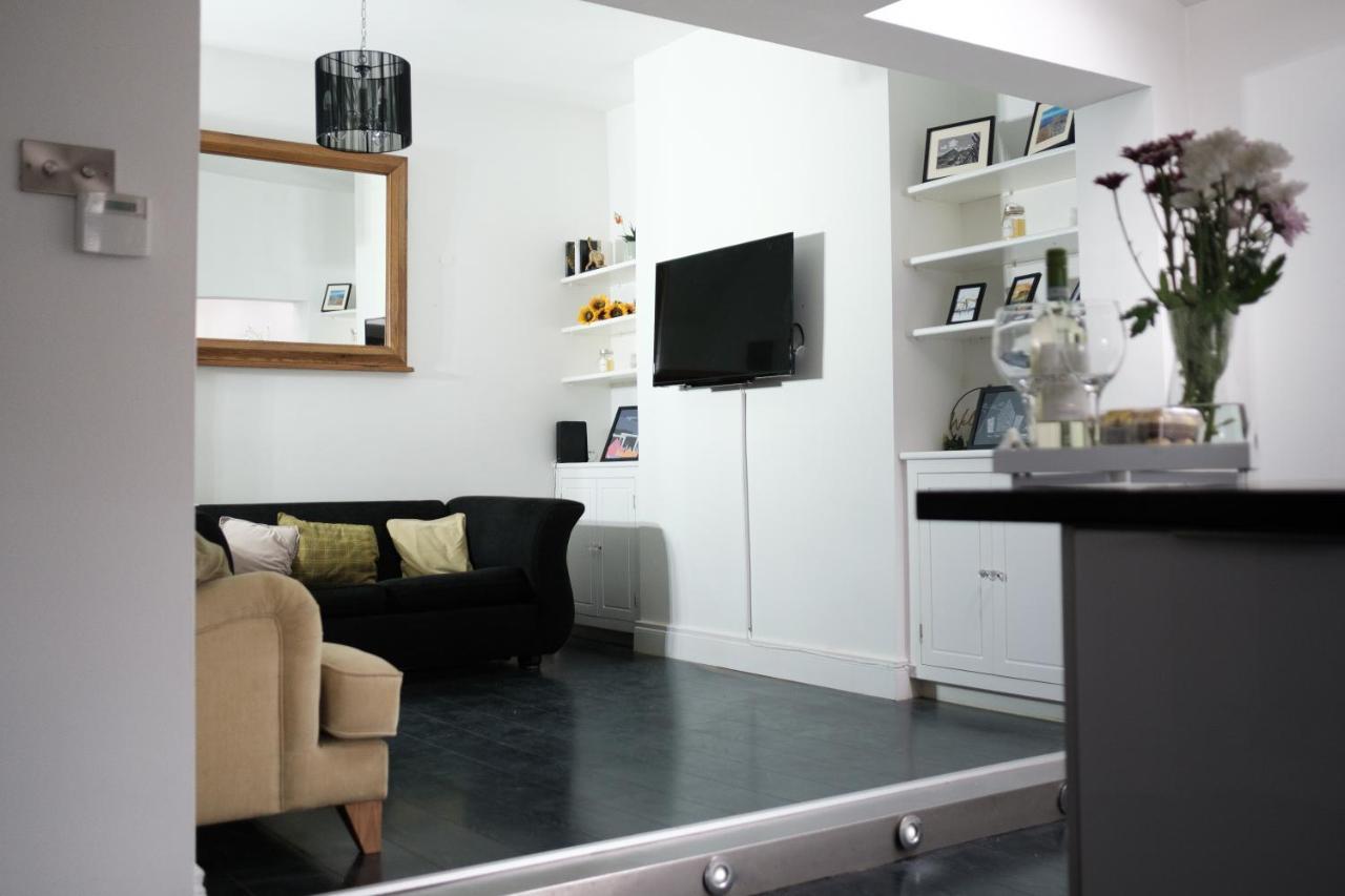ליסבורן Gorgeous 3 Bedroom Victorian Townhouse מראה חיצוני תמונה